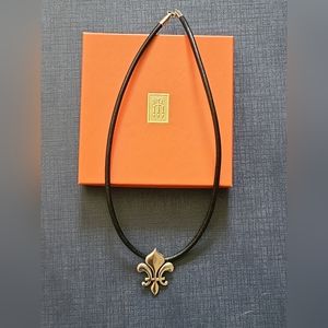 NWOT James Avery Retired Large Fleur-de-lis Pendant w/ Original Leather Cord
